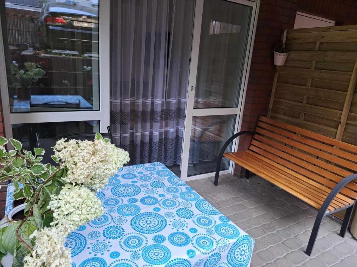Viktoria Apartment Elk Exterior photo